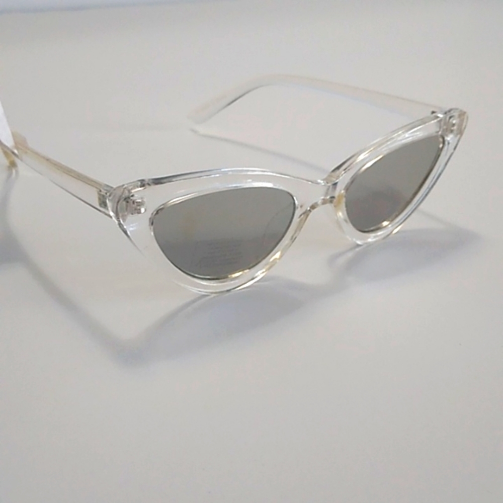 Urban Outfitters Wild Child Cat-eye Sunglasses Clear Frame